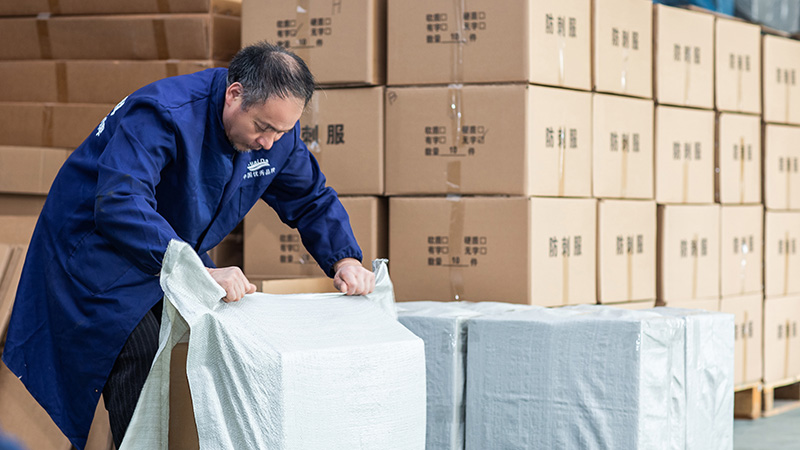 這兩年警用裝備廠家發(fā)展咋樣？